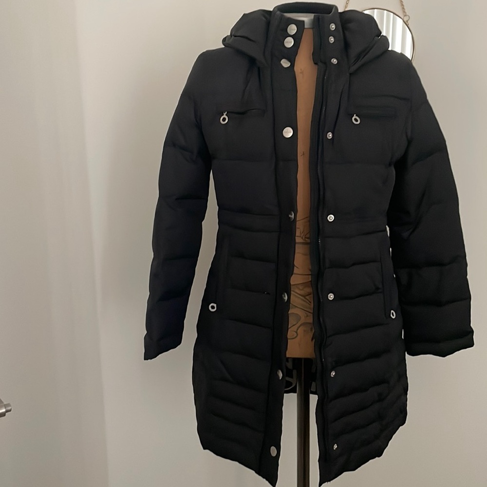 Woman’s Small DKNY puffer jacket